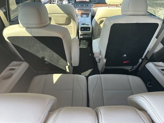 Certified 2025 Mercedes-Benz GLS 450 4MATIC image 29
