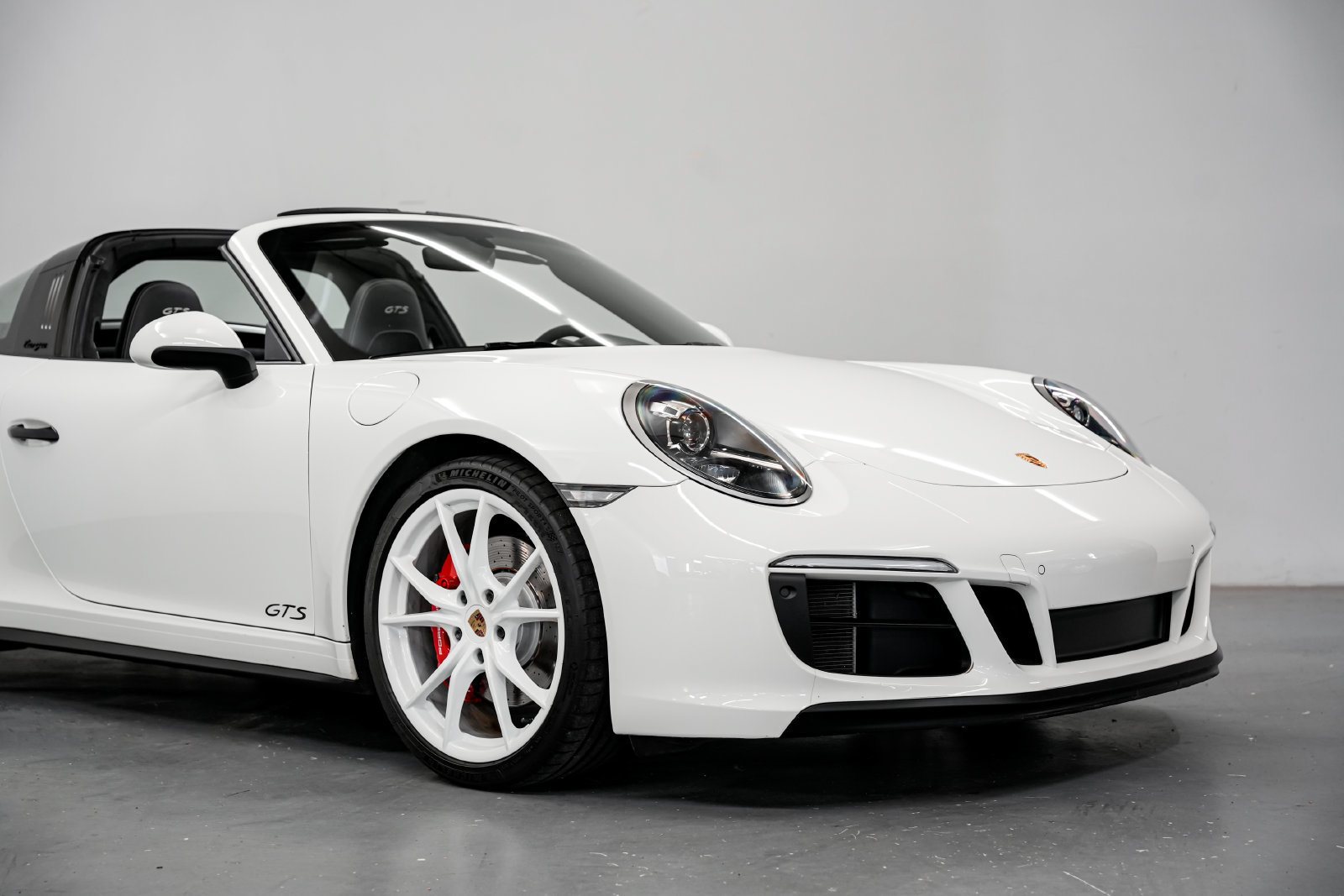 Used 2019 Porsche 911 Targa 4 GTS w/ GTS Interior Package AWD/4WD image 42