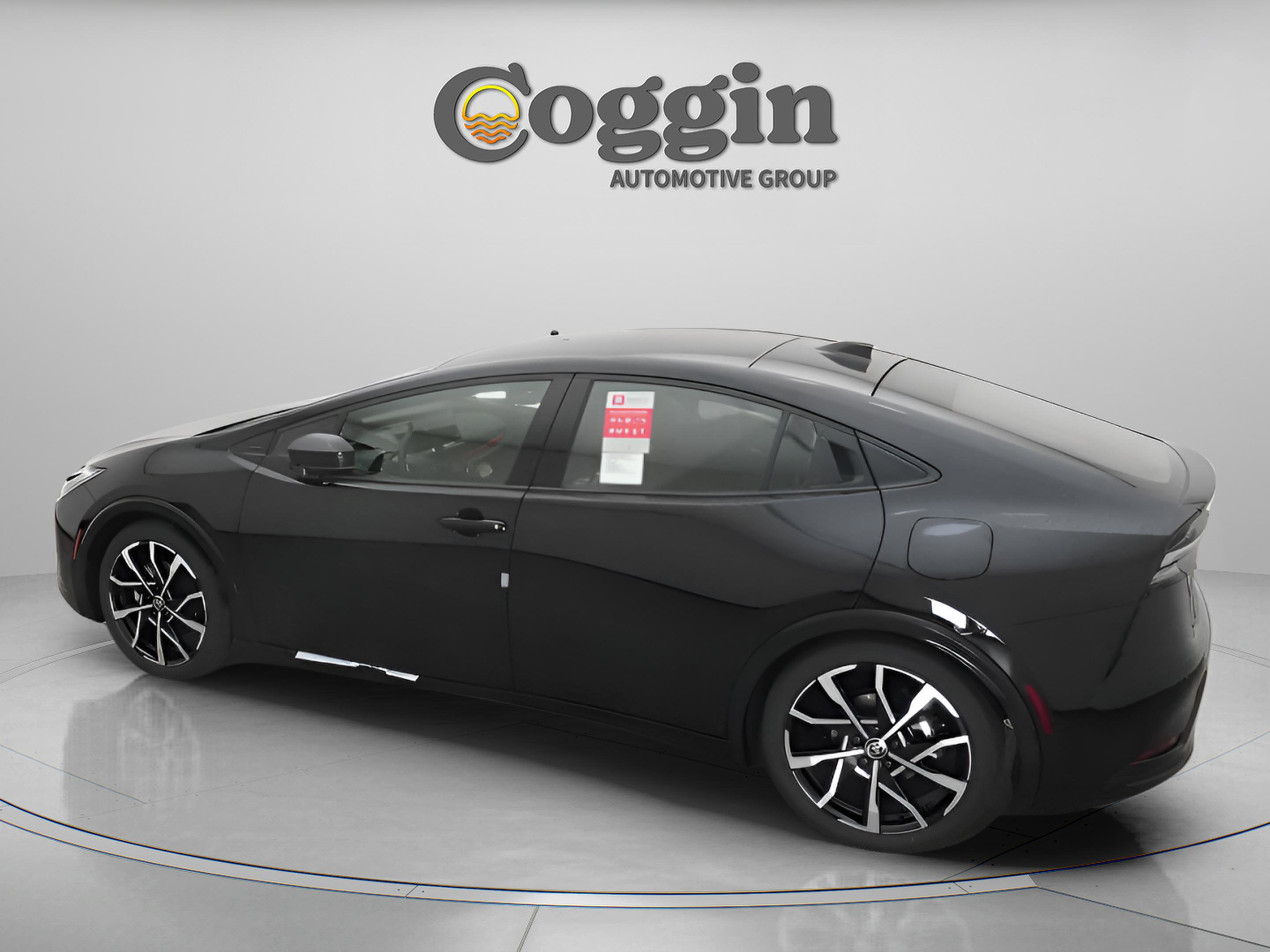 New 2026 Toyota Prius Plug-In Hybrid FWD image 9