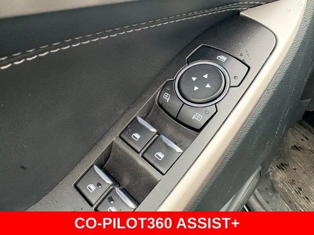 Used 2023 Ford Explorer XLT w/ Equipment Group 202A AWD/4WD image 25