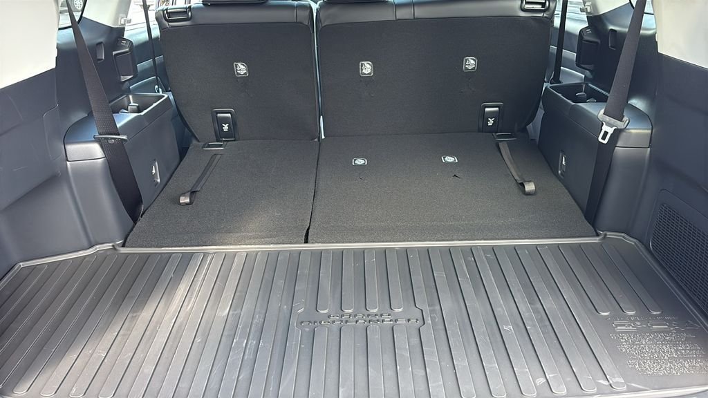 New 2026 Toyota Grand Highlander AWD image 25