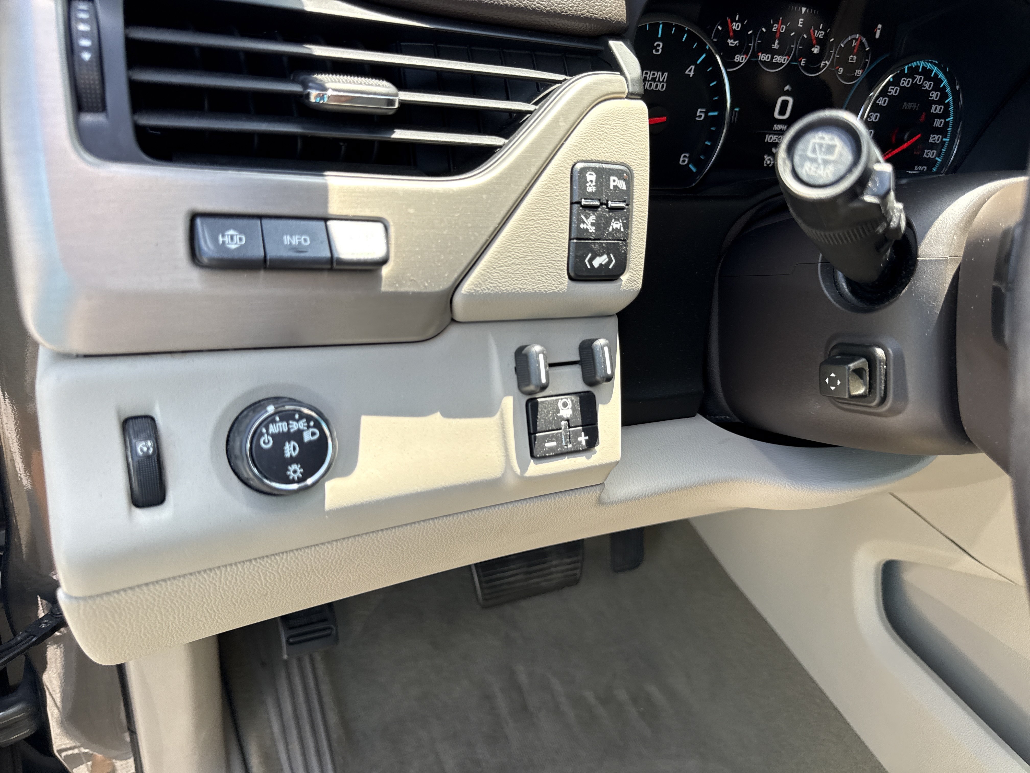 Used 2017 GMC Yukon Denali w/ Open Road Package RWD image 47
