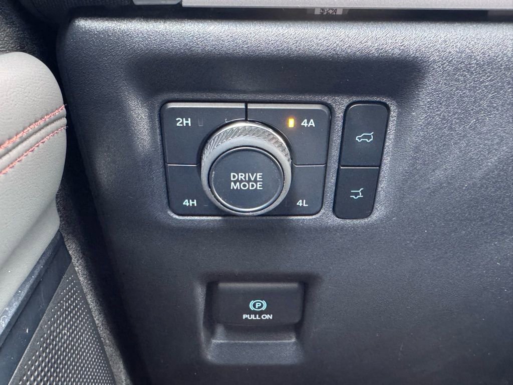 Used 2025 Ford Expedition Max Active image 27
