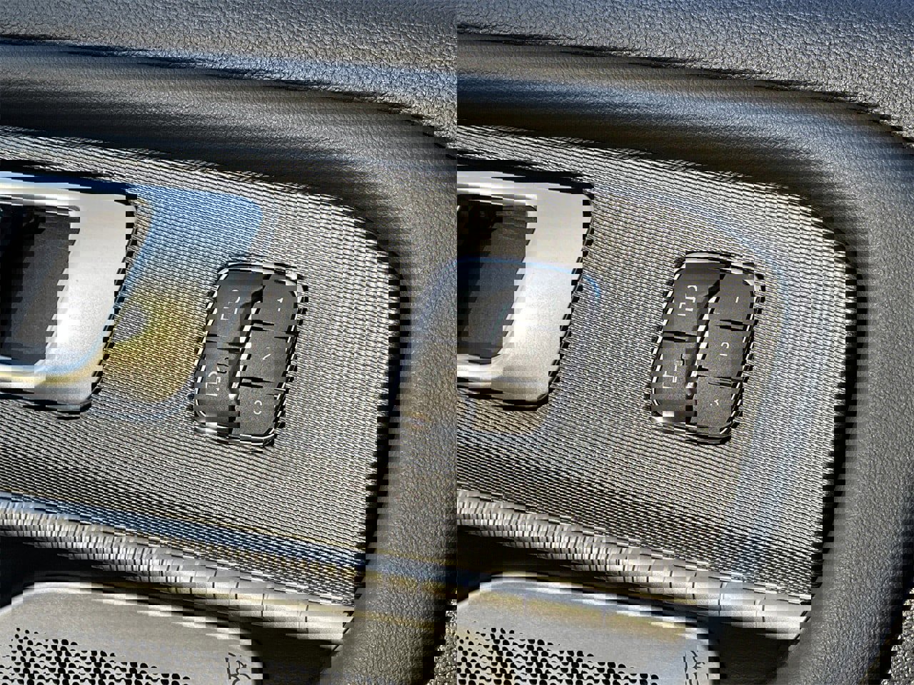 New 2026 Ford Explorer ST w/ Sun And Sound Package image 18