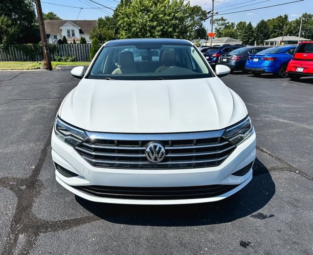 Used 2020 Volkswagen Jetta SE FWD video 2