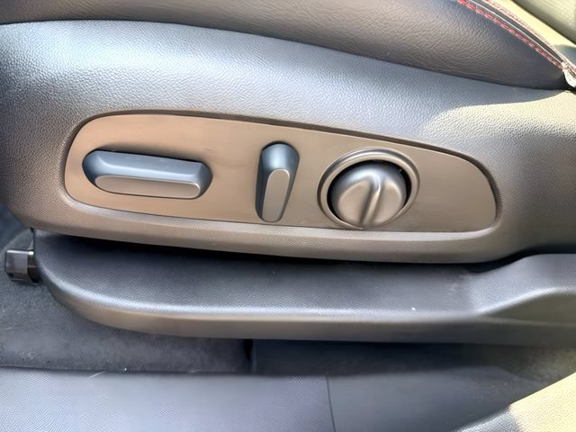 Used 2024 Chevrolet Equinox RS AWD/4WD image 18
