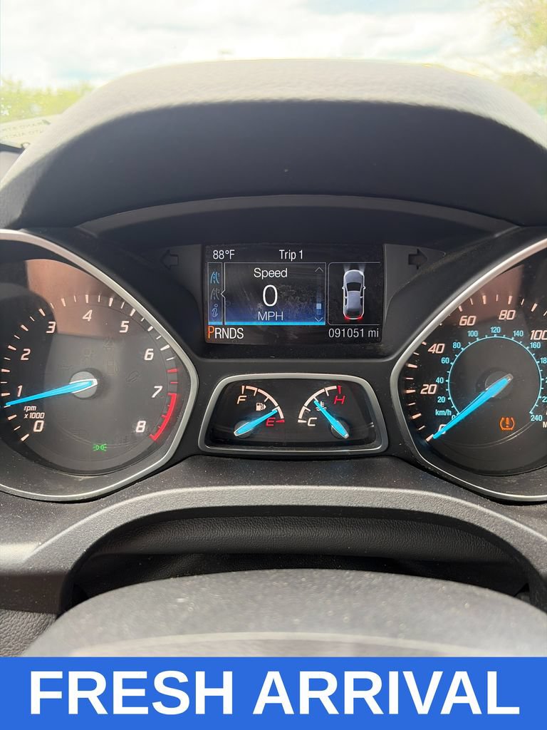 Used 2015 Ford Escape Titanium AWD/4WD image 4