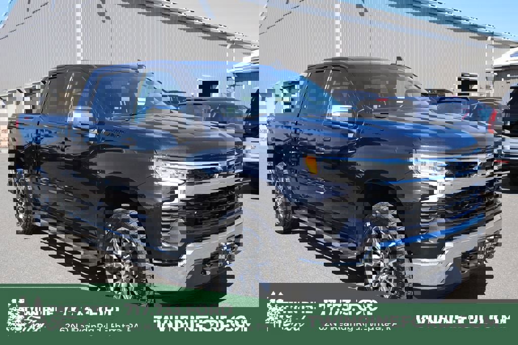 Used 2023 Chevrolet Silverado 1500 LT w/ Convenience Package II AWD/4WD image 1