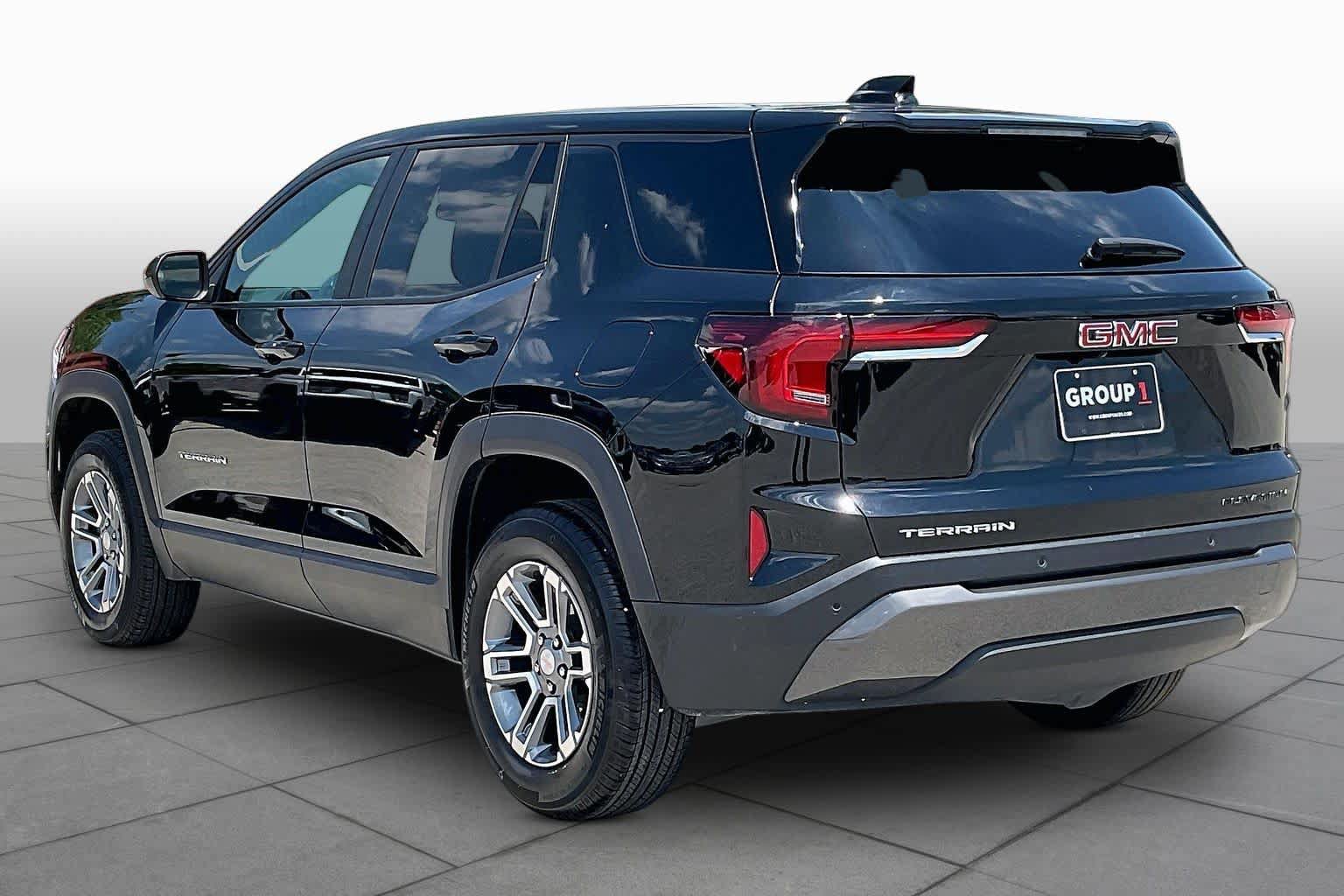 Certified 2026 GMC Terrain Elevation FWD image 12