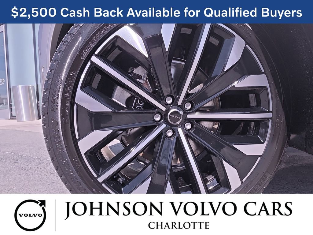 New 2026 Volvo XC90 B6 Ultra w/ Protection Package image 37