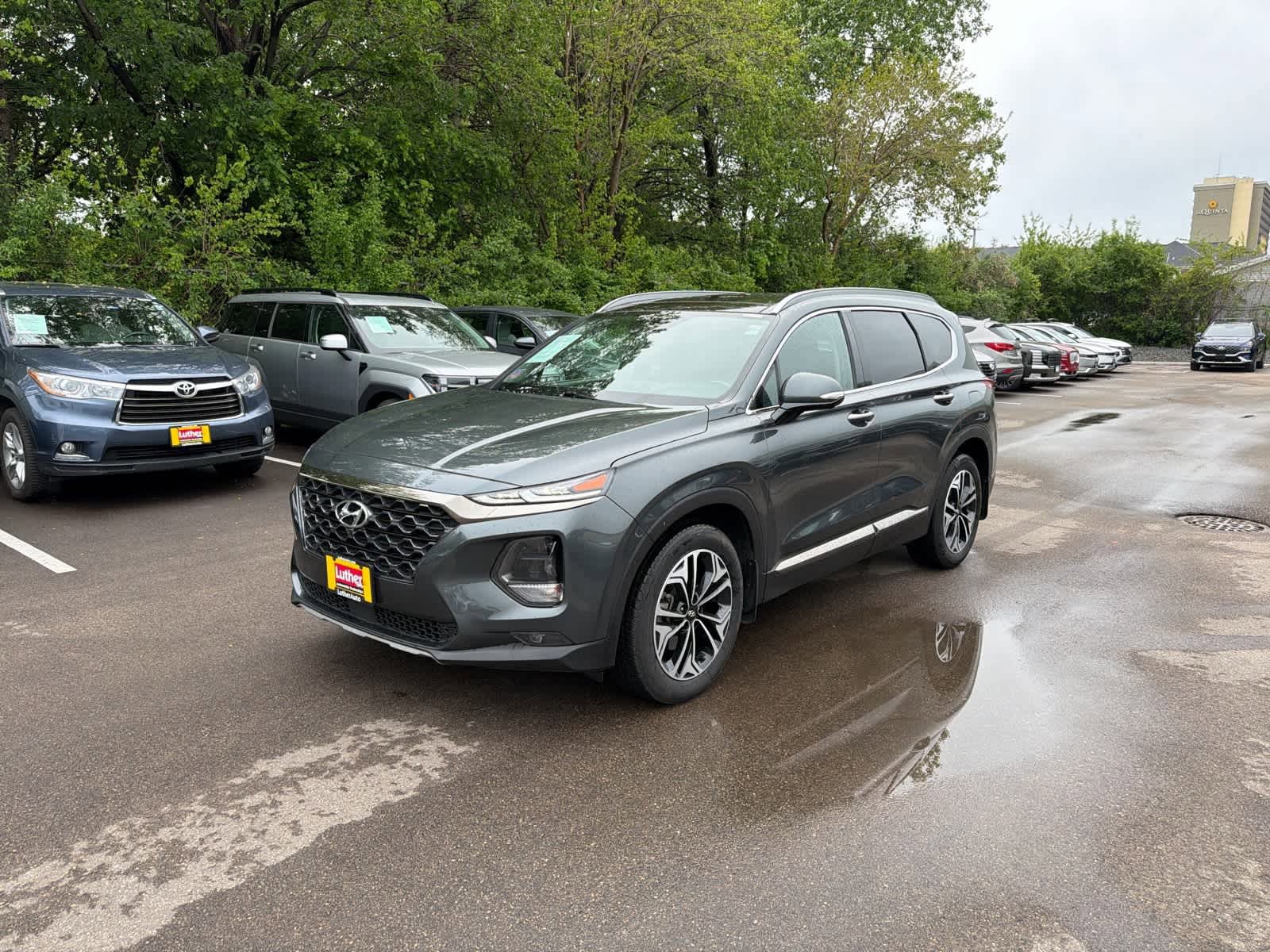 Used 2020 Hyundai Santa Fe Limited AWD/4WD image 4