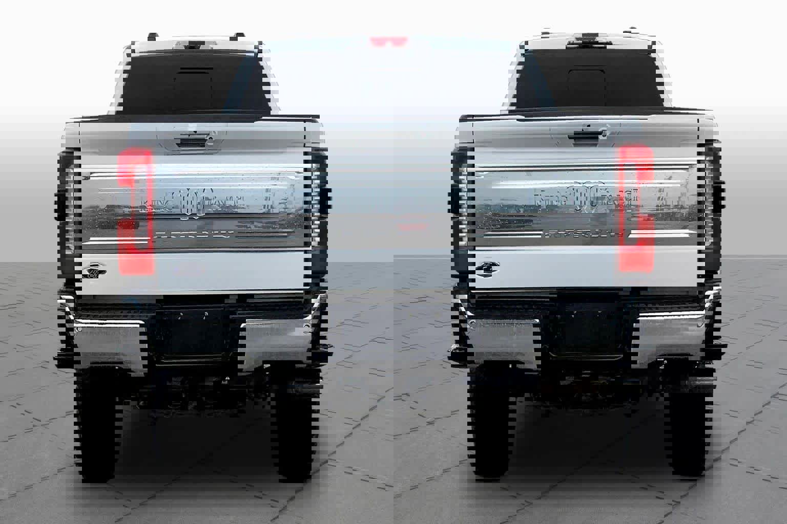 Certified 2024 Ford F350 King Ranch w/ Tremor Off-Road Package image 5