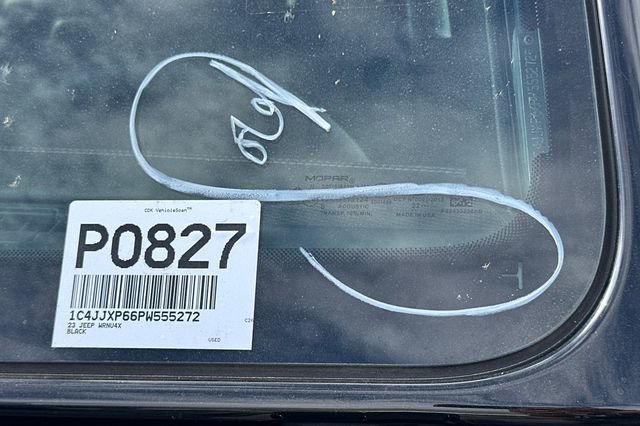 Used 2023 Jeep Wrangler Unlimited Sahara image 16