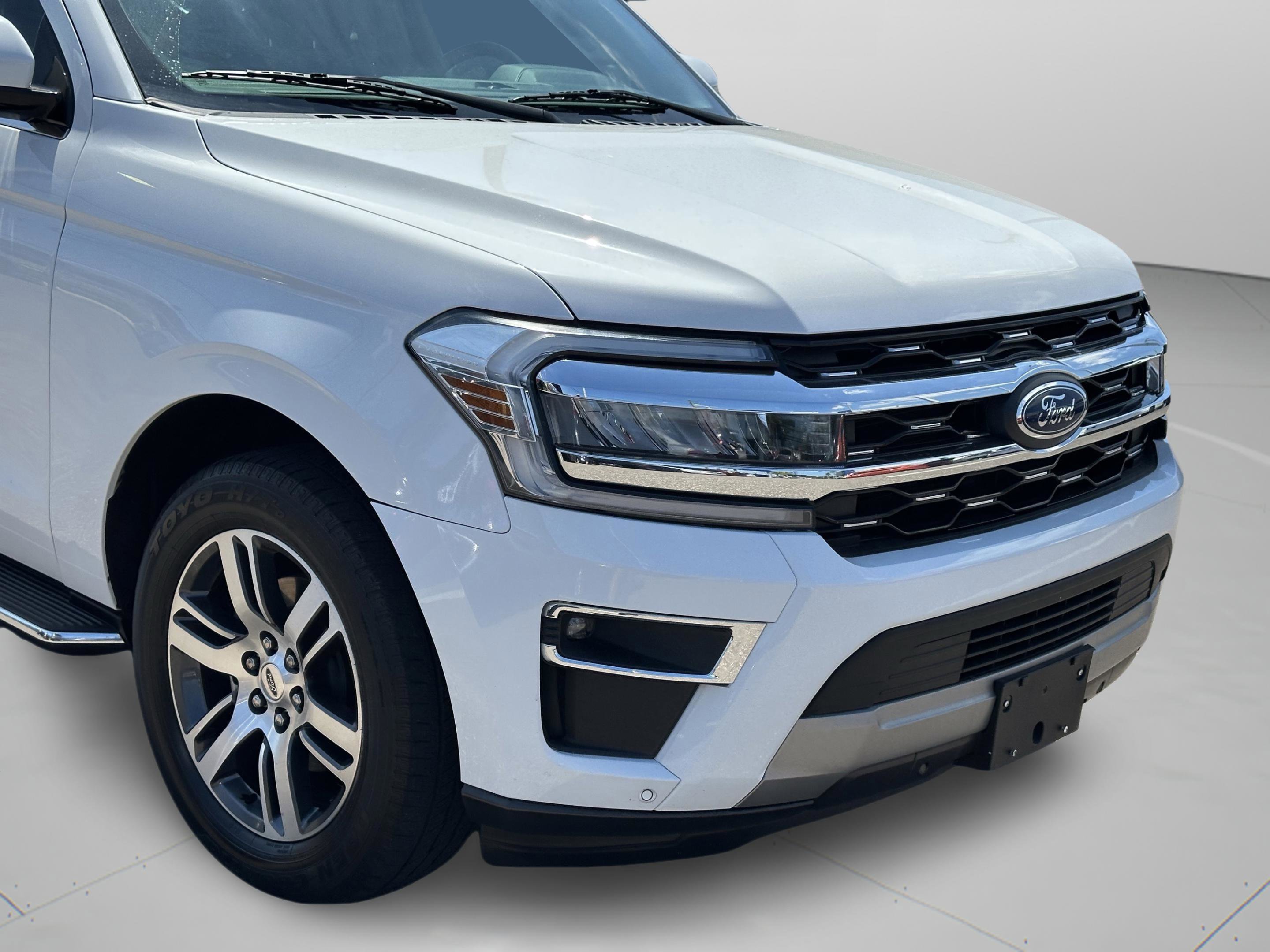 Used 2022 Ford Expedition Limited RWD image 38
