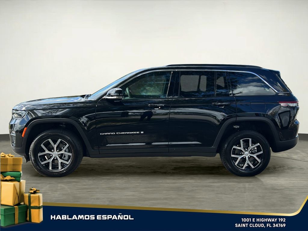 Used 2025 Jeep Grand Cherokee Limited image 3