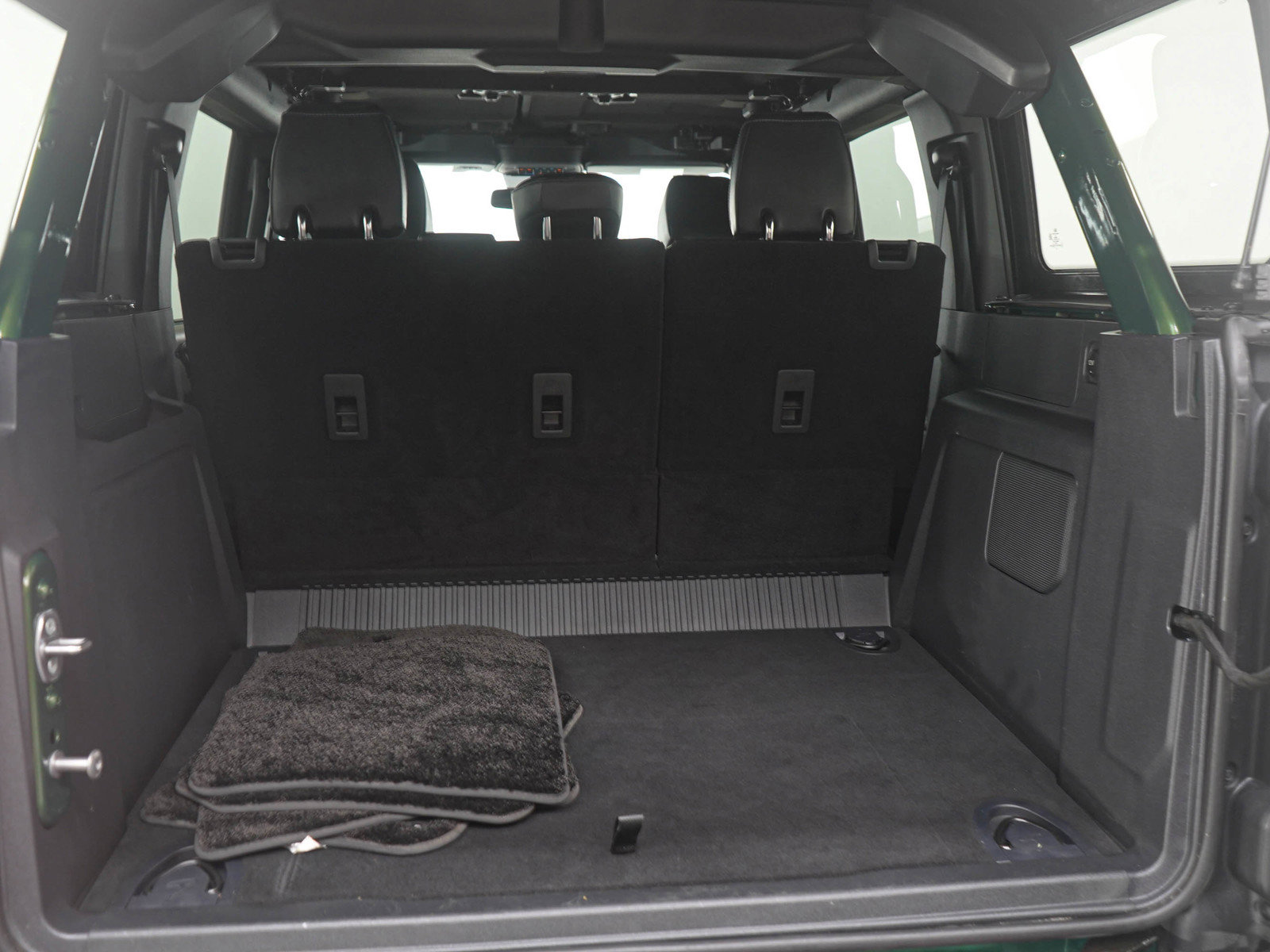 Used 2024 Ford Bronco Wildtrak image 13