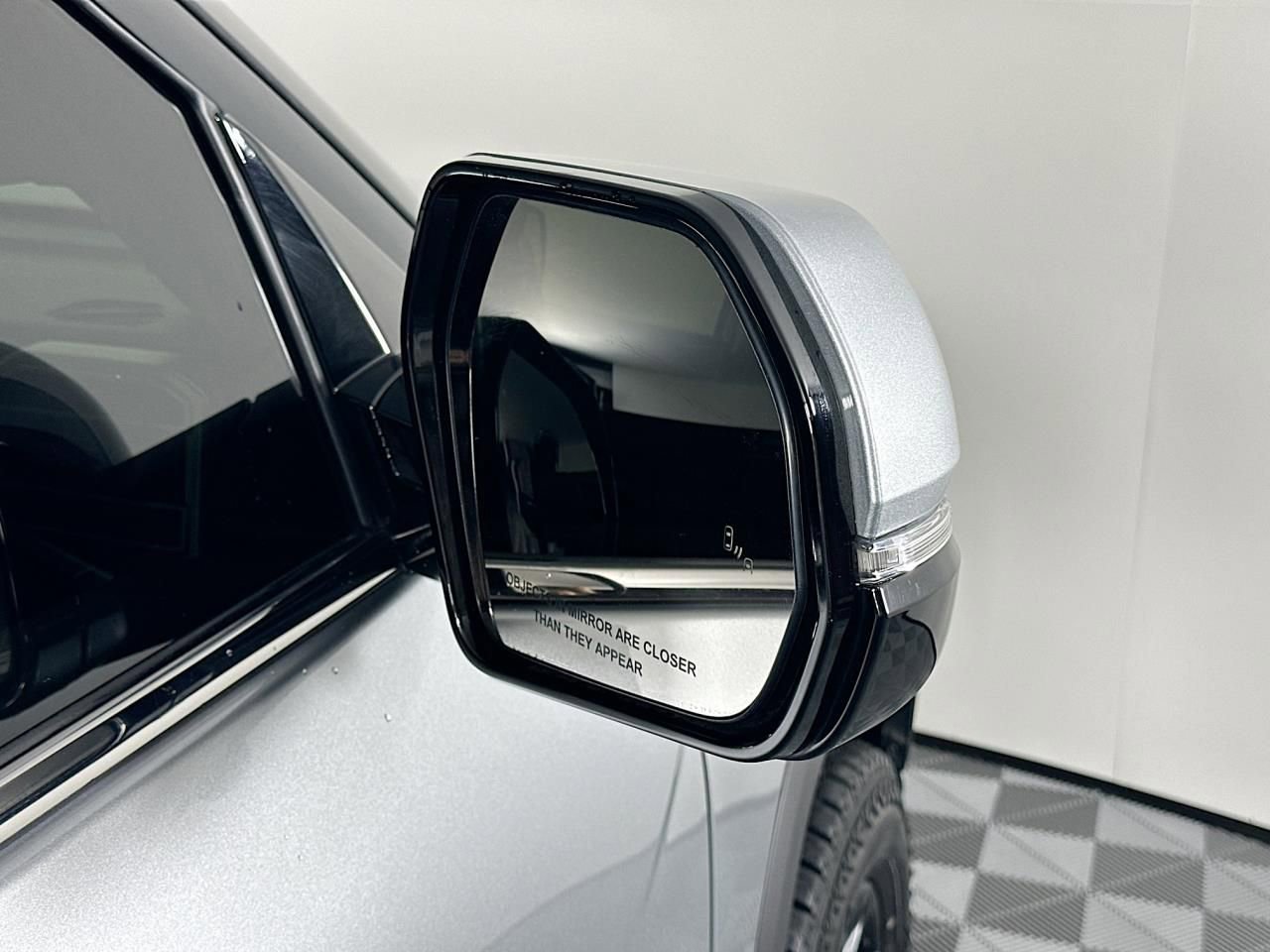 Used 2022 Toyota Tundra Limited image 9