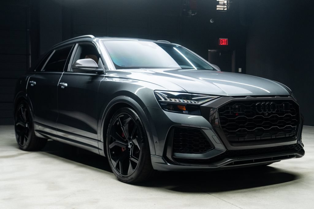 Used 2021 Audi RS Q8 w/ Carbon Optic Package AWD/4WD image 8
