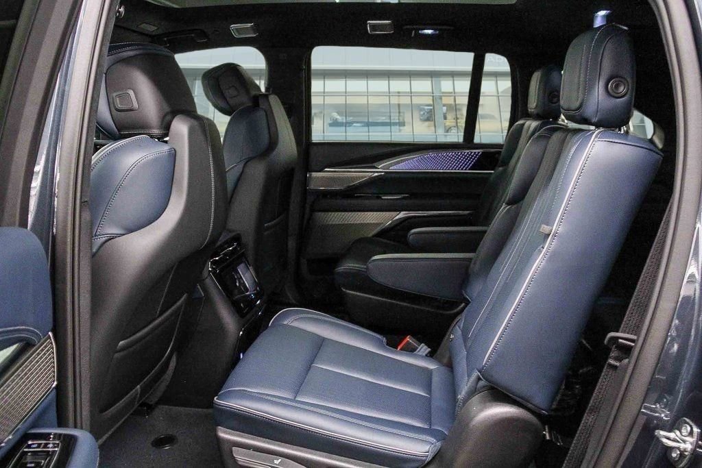 New 2026 Cadillac Escalade IQ Luxury 2 image 11