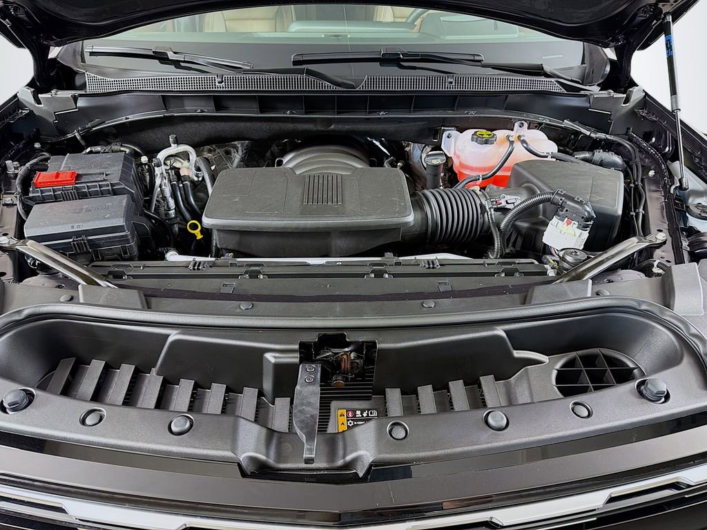 New 2026 Chevrolet Suburban High Country AWD/4WD image 28