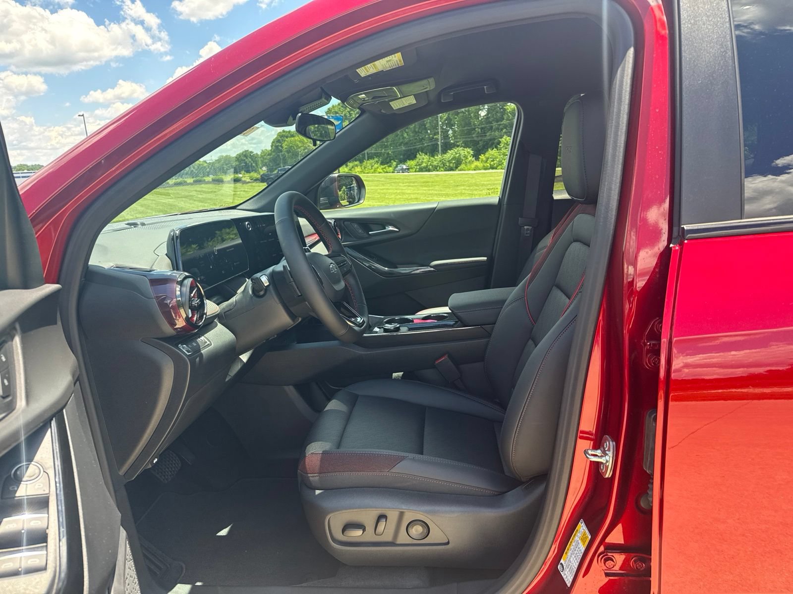 New 2026 Chevrolet Equinox RS FWD image 17