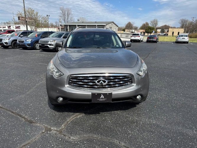 Used 2010 INFINITI FX35 AWD w/ Navigation Pkg image 4