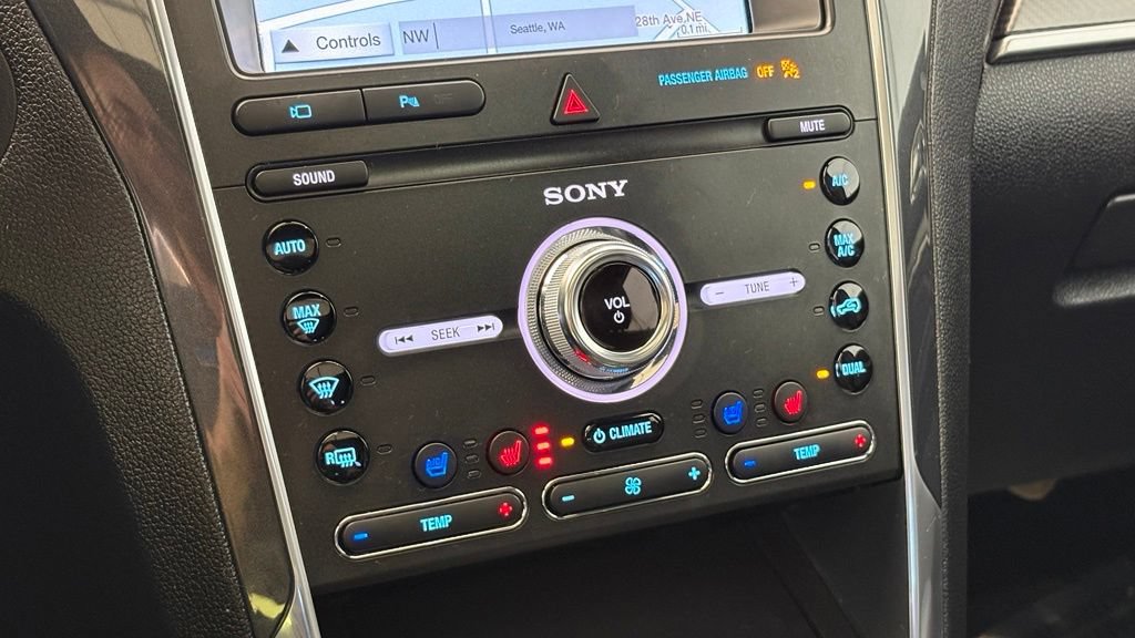 Used 2019 Ford Explorer Sport w/ Equipment Group 401A AWD/4WD image 46