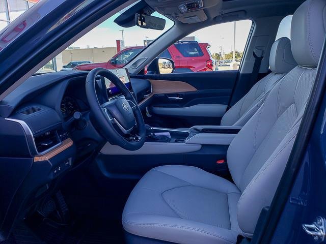 New 2026 Toyota Grand Highlander Limited image 10