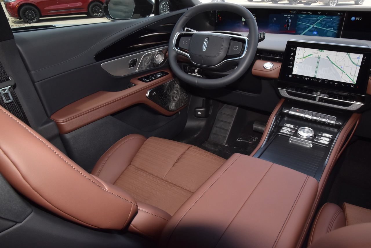 New 2026 Lincoln Nautilus Reserve AWD/4WD image 15