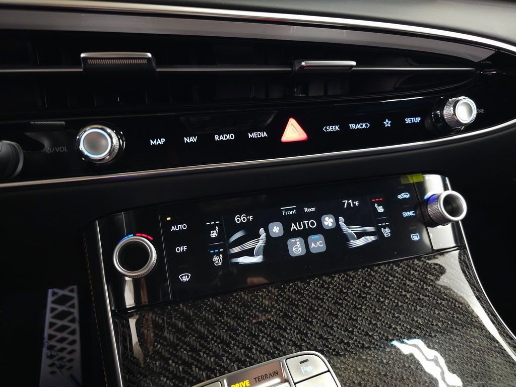 Used 2026 Genesis GV70 3.5T Sport Prestige image 30