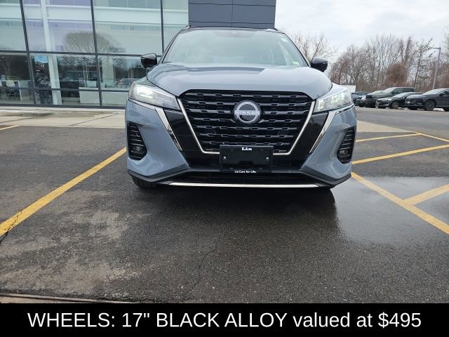 Certified 2023 Nissan Kicks SR w/ SR Premium Package image 4