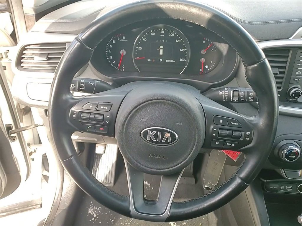 Used 2017 Kia Sorento LX w/ LX V6 Convenience Package image 23