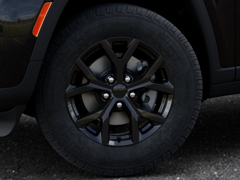 New 2026 Jeep Grand Cherokee Altitude AWD/4WD image 8