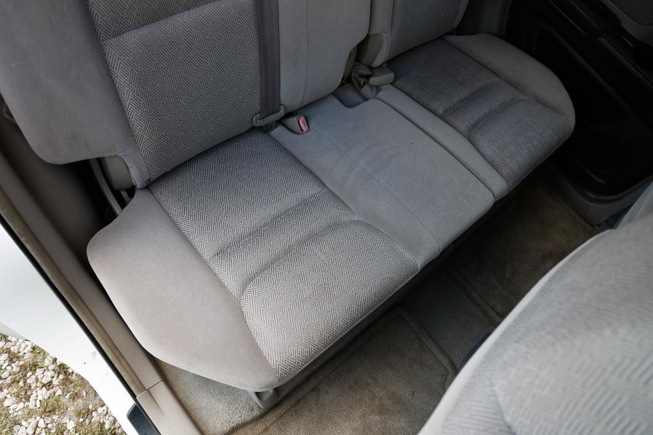 Used 2001 Toyota Highlander 2WD image 12