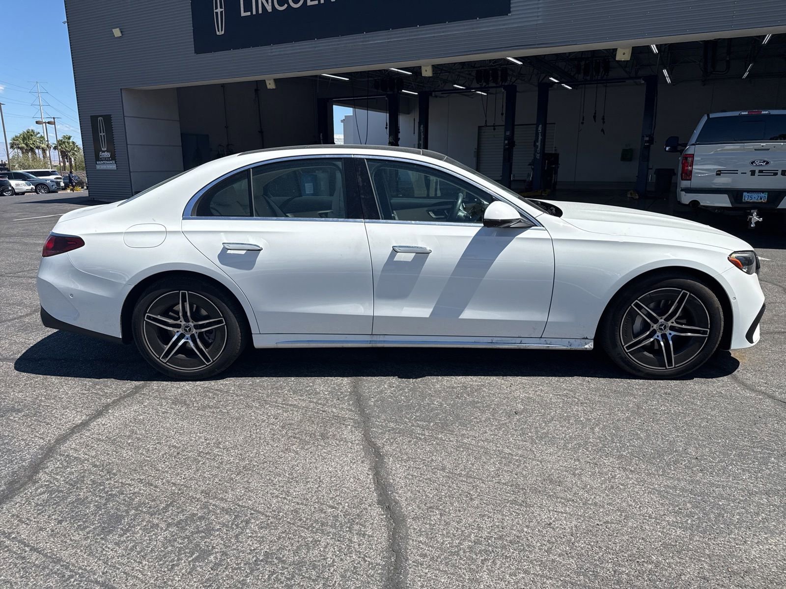 Used 2025 Mercedes-Benz E 350 Sedan image 4