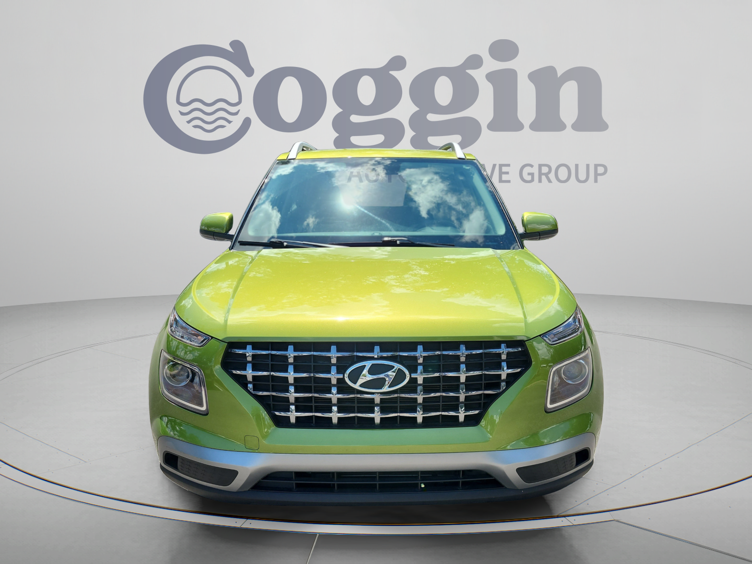 Certified 2024 Hyundai Venue SEL FWD image 8
