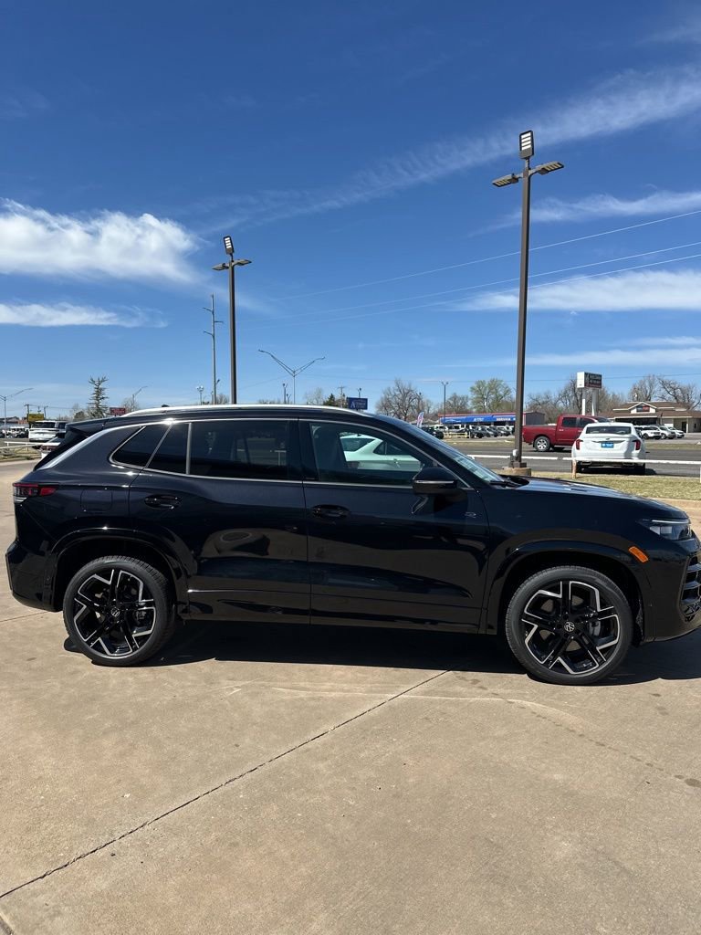 New 2026 Volkswagen Tiguan SEL R-Line AWD/4WD image 4