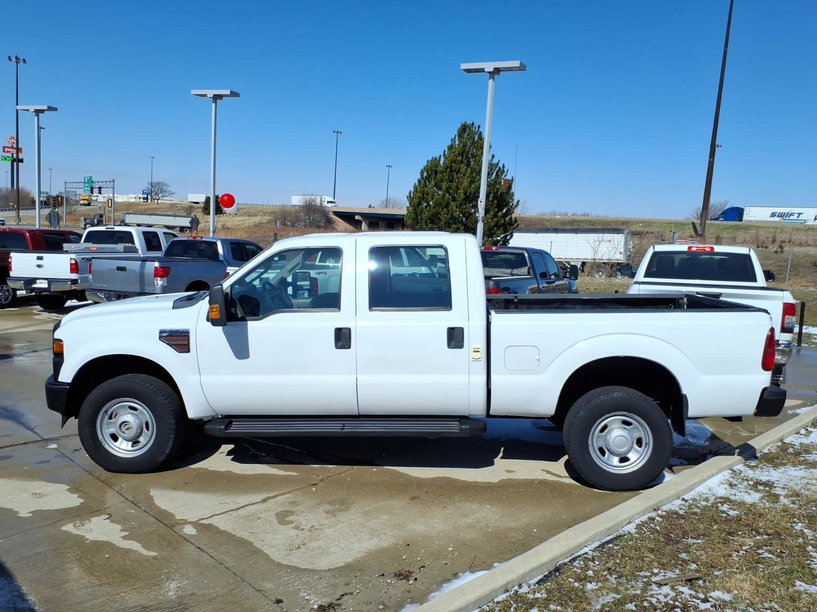 Used 2010 Ford F350 XL image 3