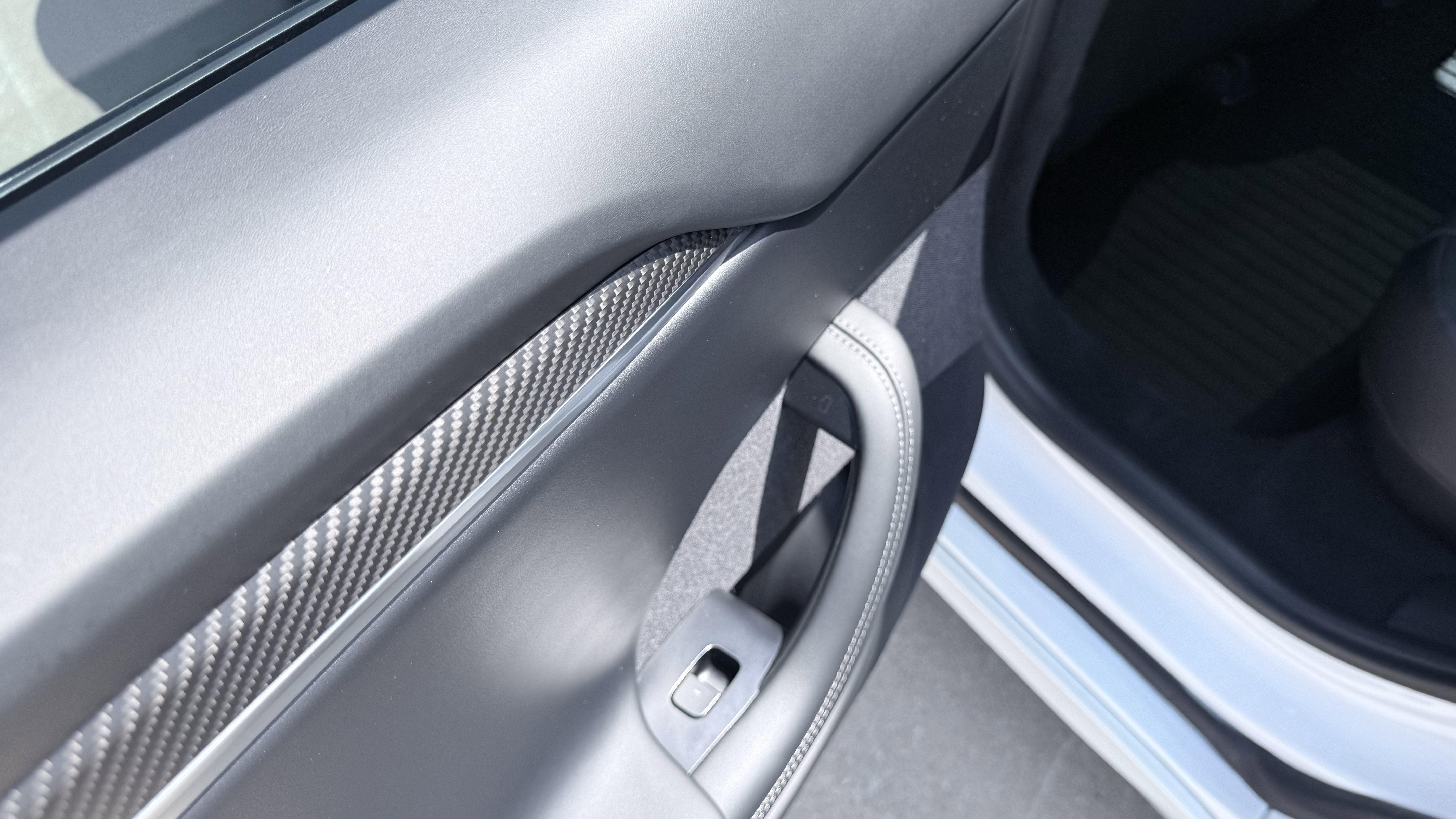 Used 2022 Tesla Model S Plaid image 34