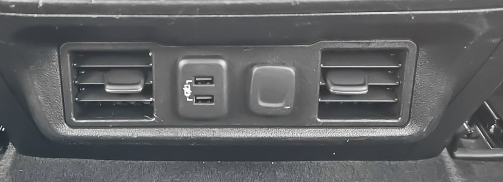 Used 2022 Chevrolet Silverado 1500 LT image 27