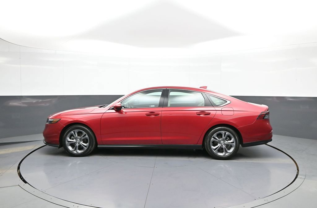 Certified 2024 Honda Accord EX image 9