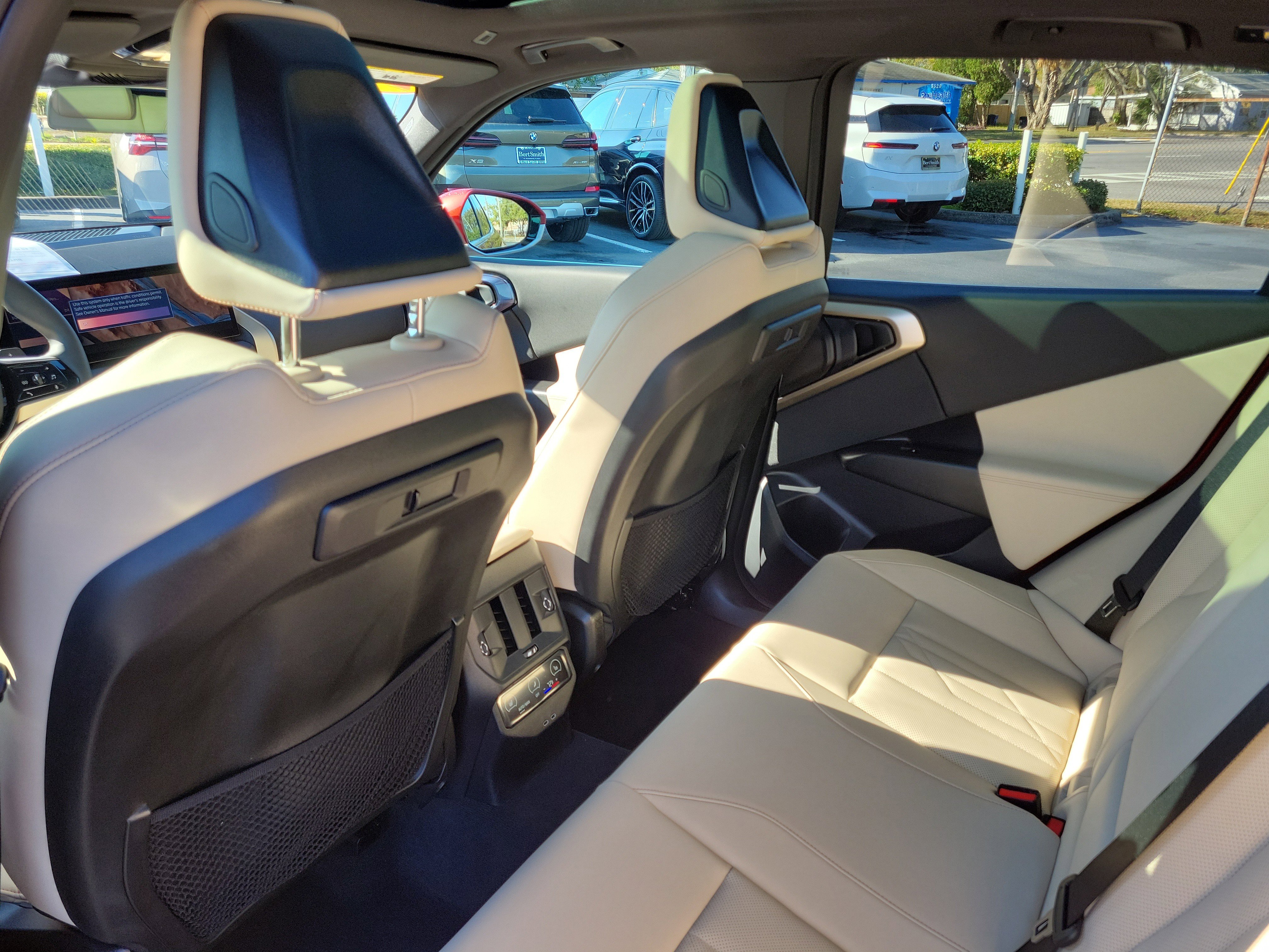 Used 2025 BMW X3 xDrive30i w/ Convenience Package image 12