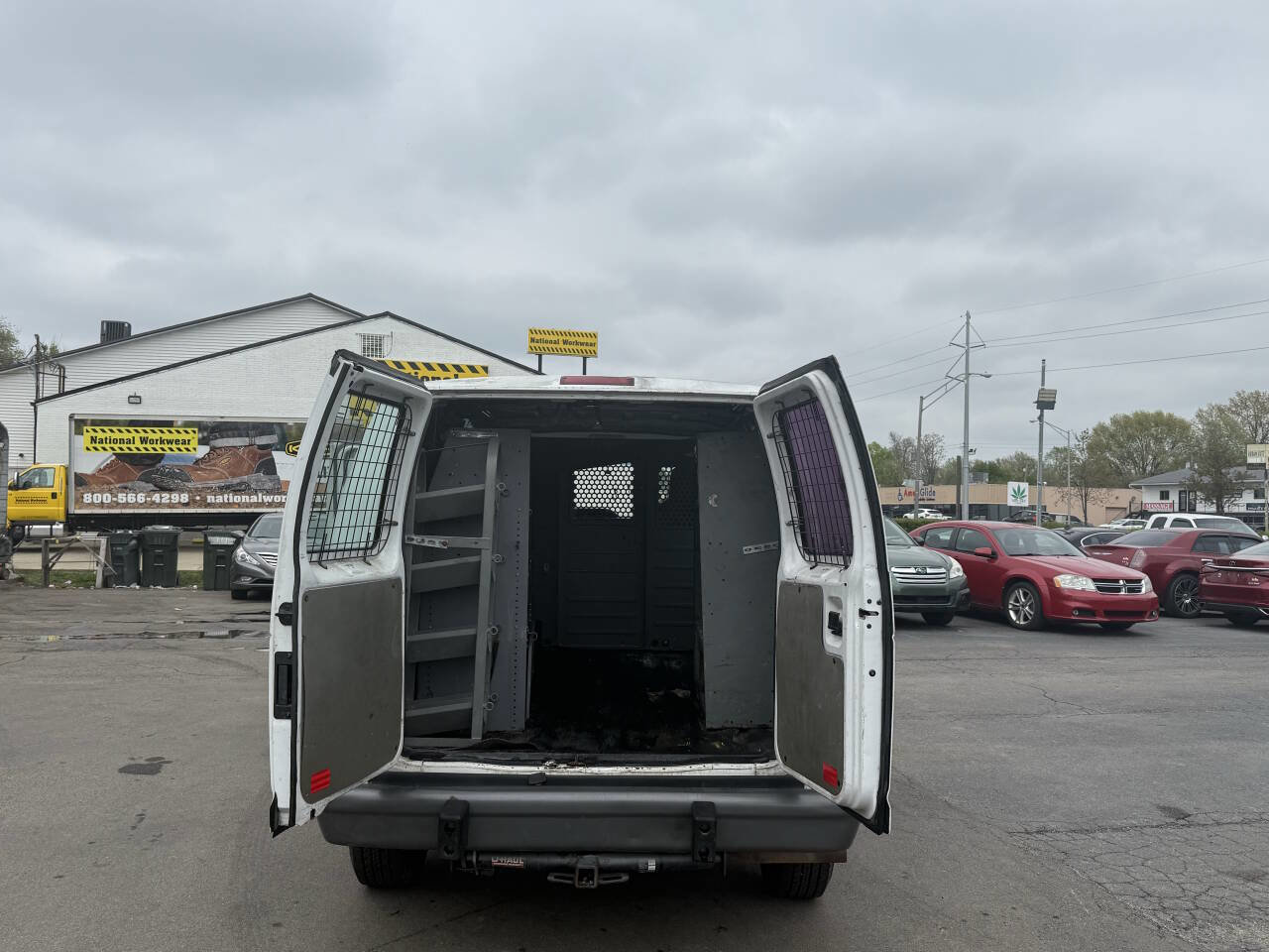 Used 2012 Ford E-250 and Econoline 250 w/ PWR Group RWD image 18