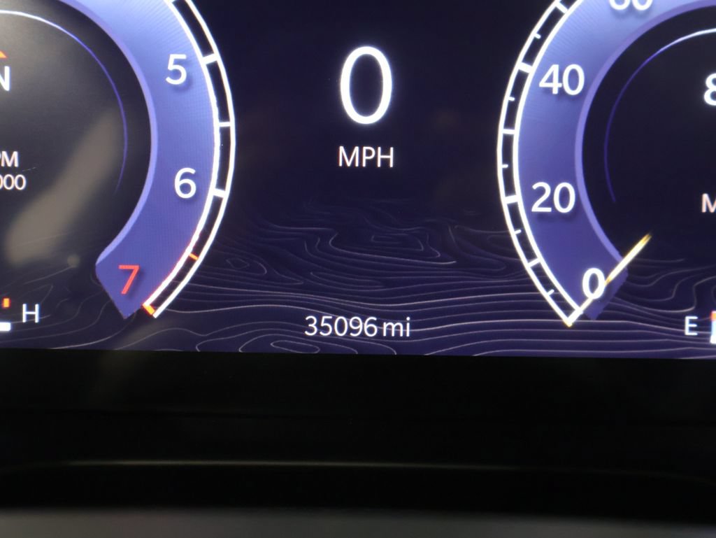 Used 2024 Jeep Grand Cherokee L Altitude AWD/4WD image 41