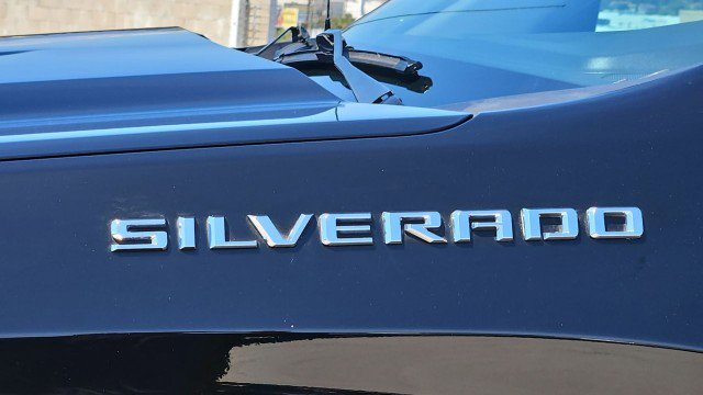 Used 2022 Chevrolet Silverado 1500 LT AWD/4WD image 32