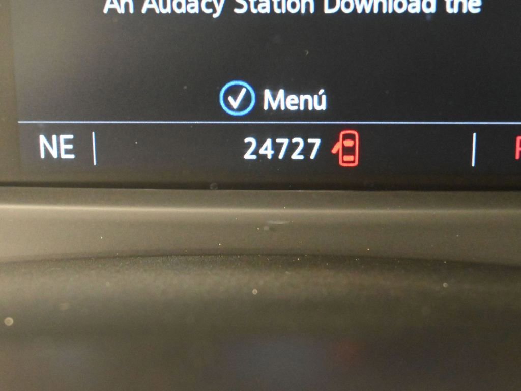 Used 2023 Cadillac XT4 Luxury image 31