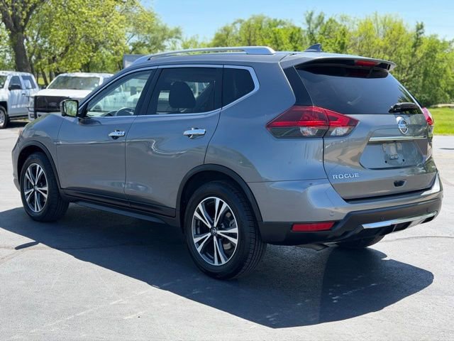 Used 2020 Nissan Rogue SV w/ Premium Package FWD image 5