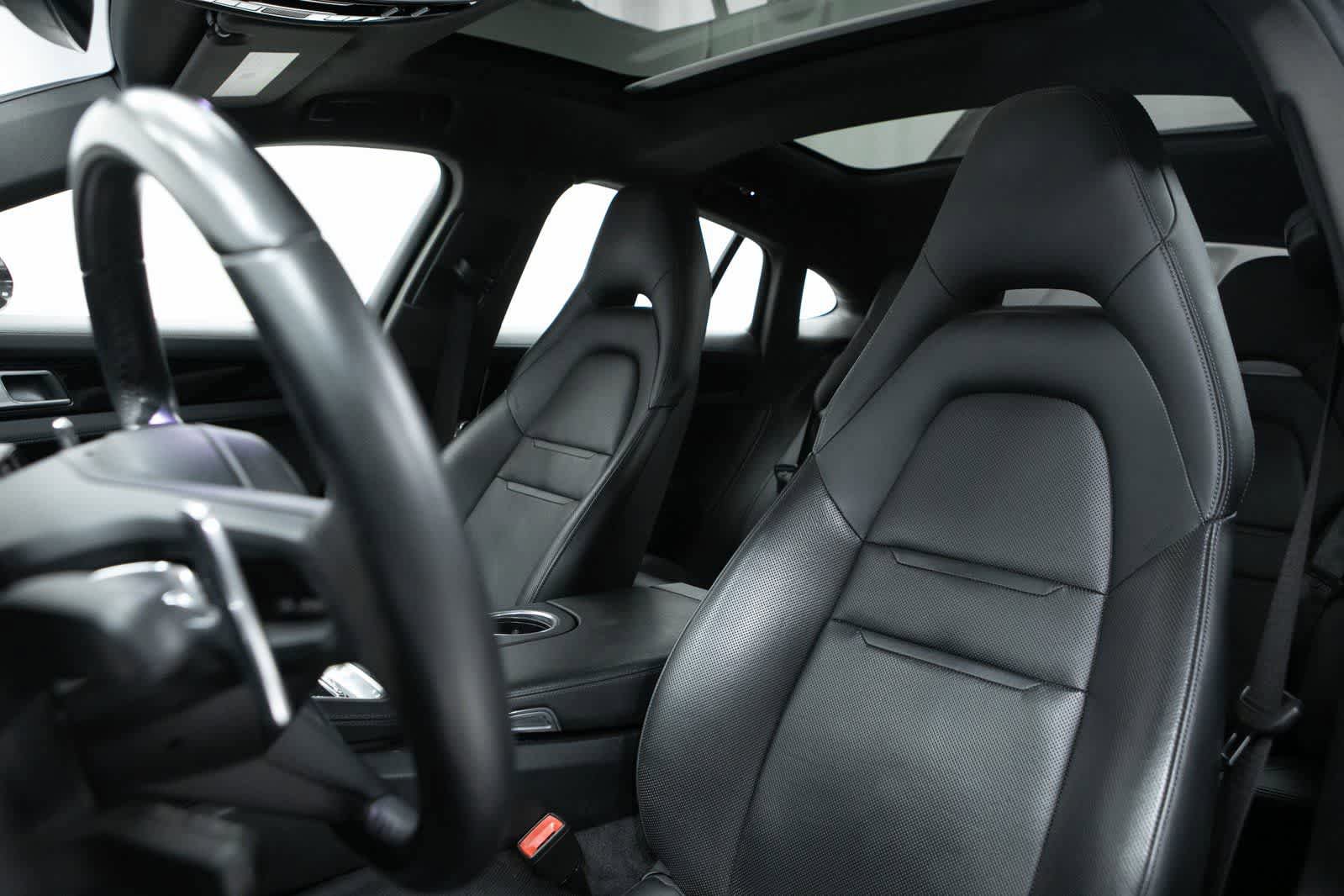 Certified 2022 Porsche Panamera 4S image 5