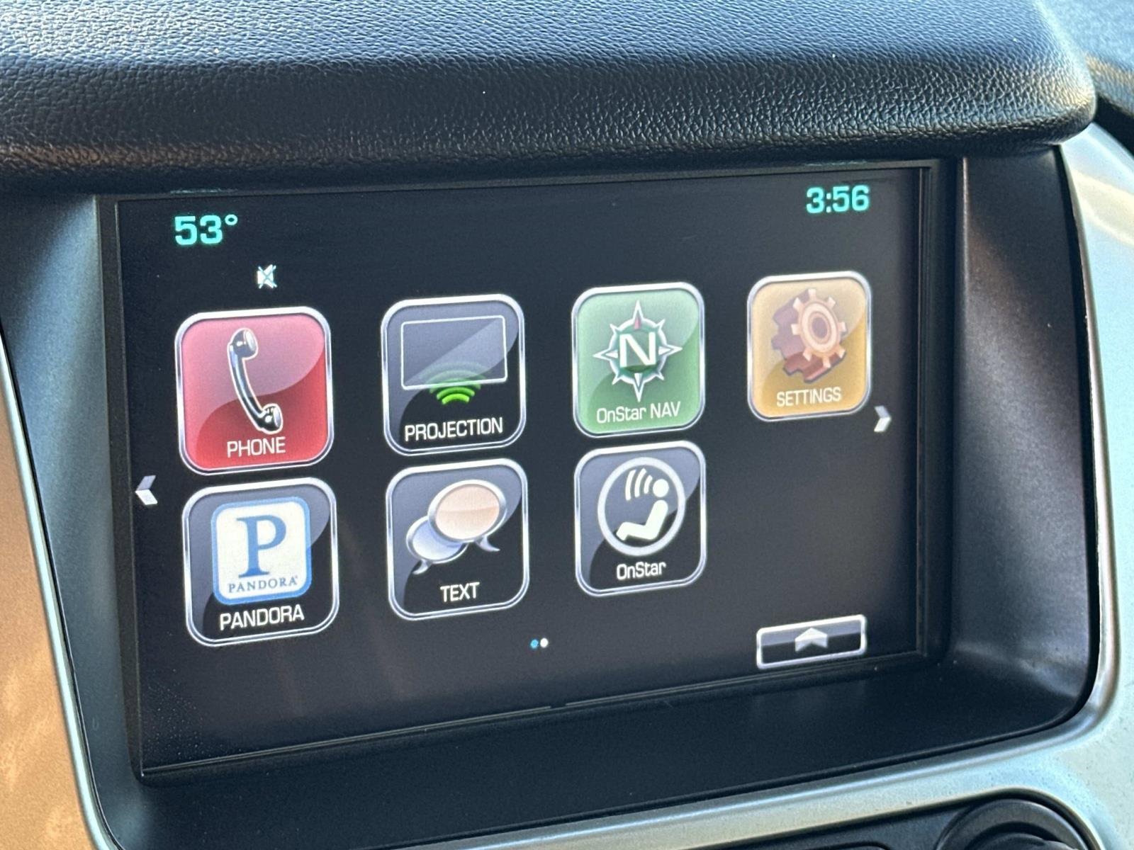 Used 2016 Chevrolet Suburban LT w/ Luxury Package image 13