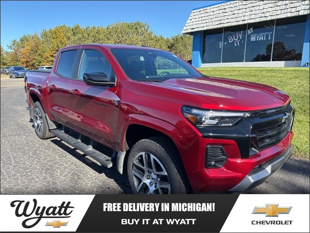Used 2023 Chevrolet Colorado Z71 w/ Z71 Convenience Package 2